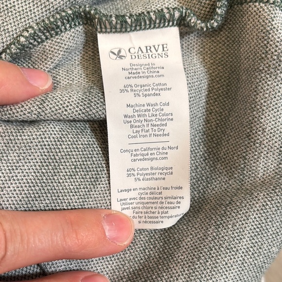 Carve Designs Striped Button-Up Shirt Size Medium - Picture 6 of 9